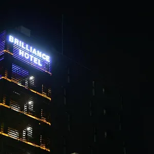 Brilliance 3*, Nagoya Japon